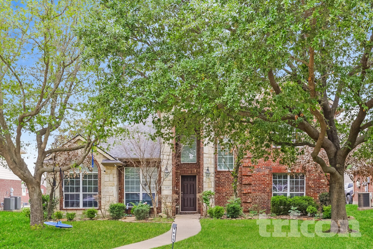 Foto principal - 1435 Red Wolf Dr