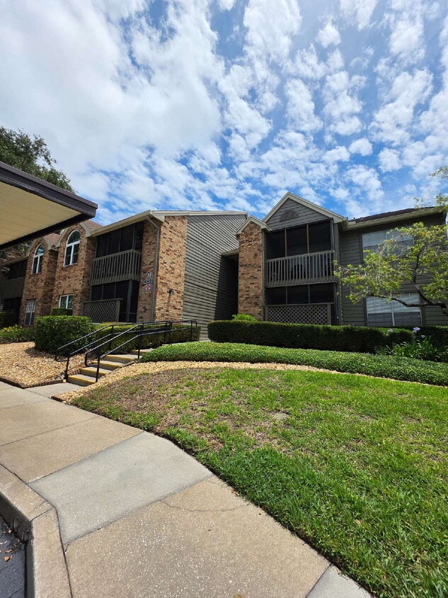 Primary Photo - 1 bedroom condo in Clearwater