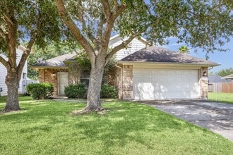 Building Photo - 6830 Arbor Hollow Ln