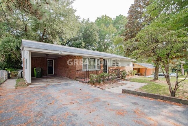 Building Photo - 7420 Claudia Dr