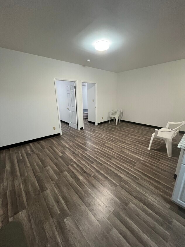 Foto principal - 12411 101st Ave