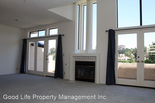 Building Photo - 2 br, 2.5 bath House - 518 San Andres Dr