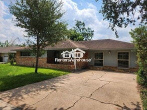 Building Photo - 8033 Turquoise Ln