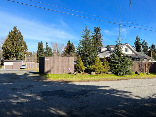 Building Photo - 208 SW 119th St