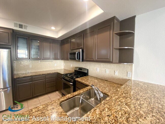 Building Photo - 3 br, 2.5 bath House - 1141 Rock Avenue