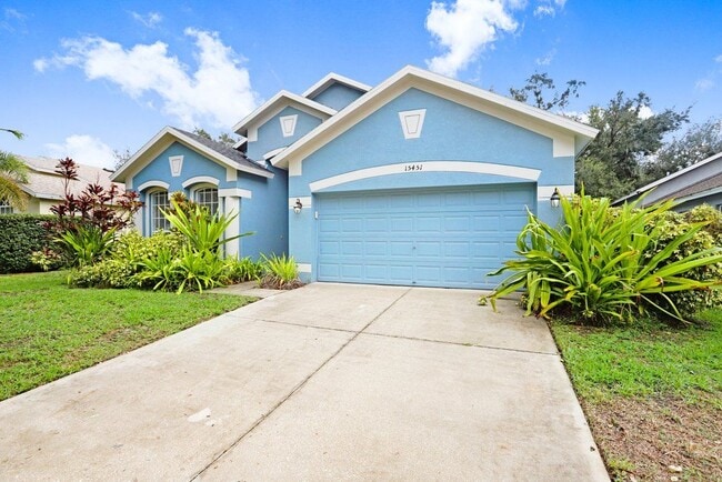 Building Photo - 15451 Martinmeadow Dr