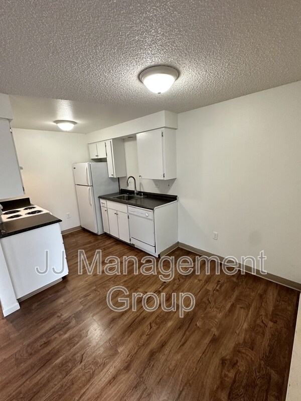 Foto del edificio - 226 E 7th Ave