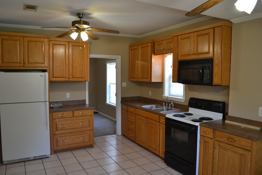 Building Photo - 3505 Live Oak Ave