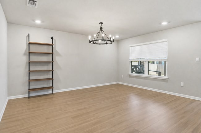 Foto del edificio - 1042 Enclave Cir