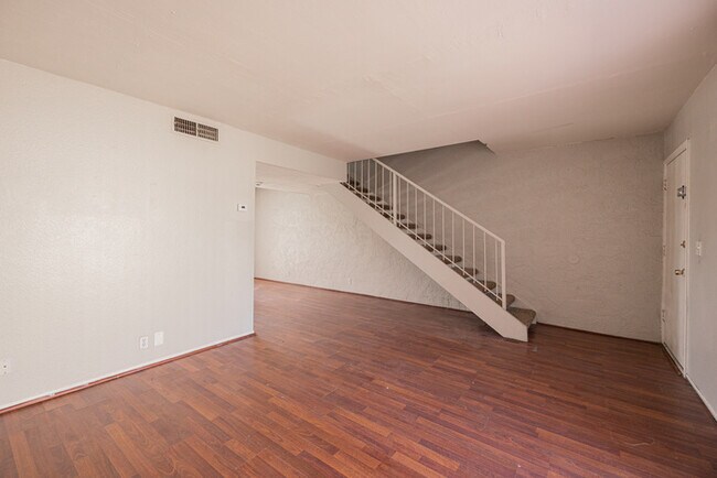 Foto del edificio - 3520 W Dunlap Ave