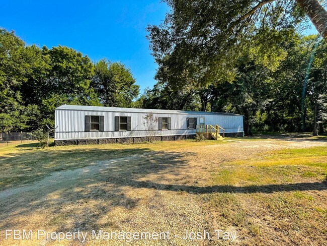 Building Photo - 3 br, 2 bath House - 332 Stacks Rd
