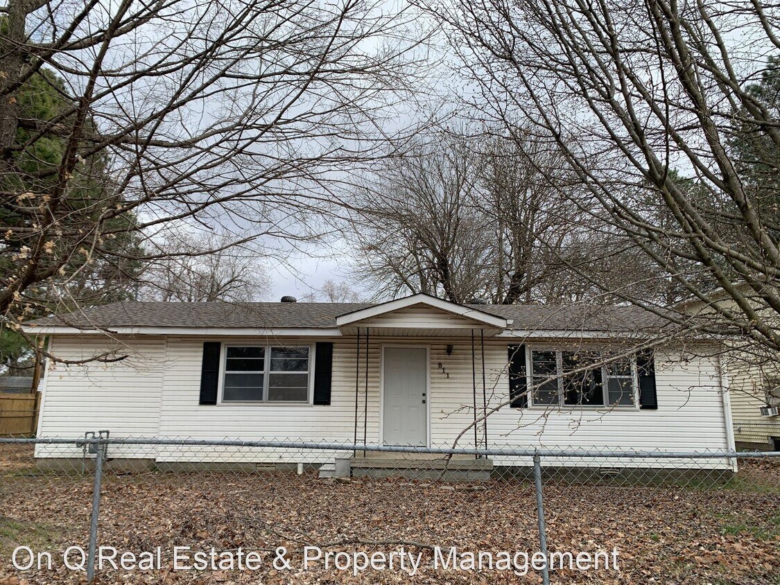 2 br, 2 bath House 811 Rector Rd. House Rental in Paragould, AR