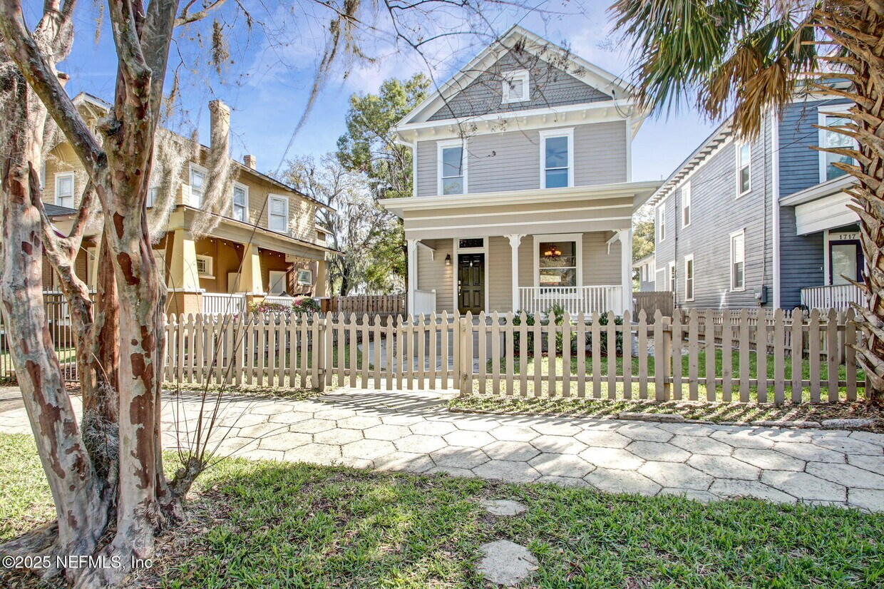 Foto principal - 1721 N Liberty St