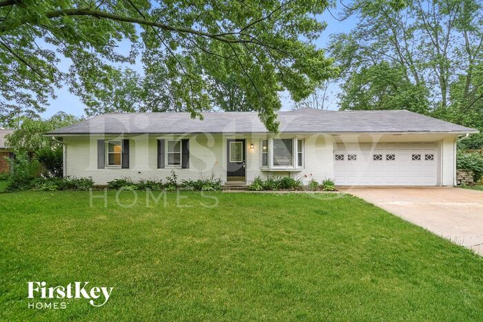 Primary Photo - 539 N Odell St