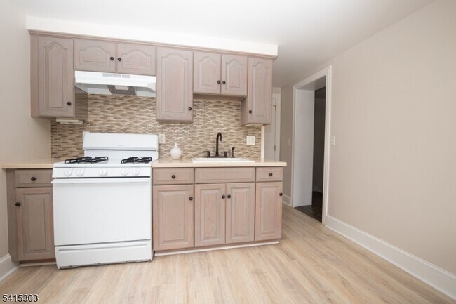 Foto del edificio - 17 N Franklin St