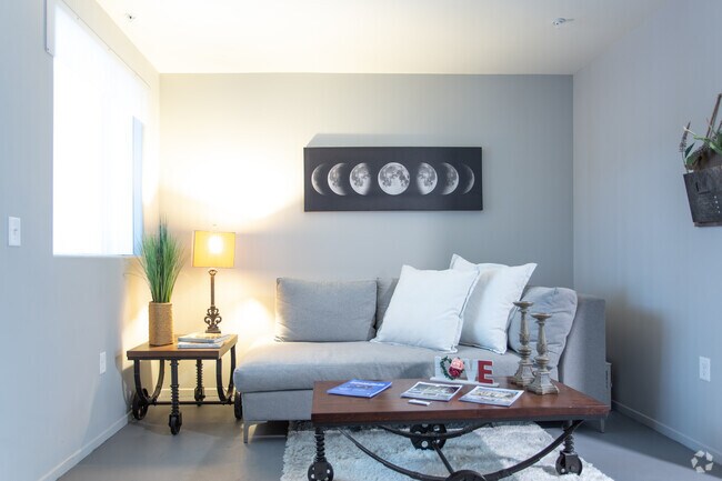 2HAB, 2BA - 1000 ft² - Manali Residence