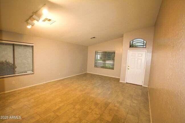 Foto del edificio - 14129 N 133rd Dr