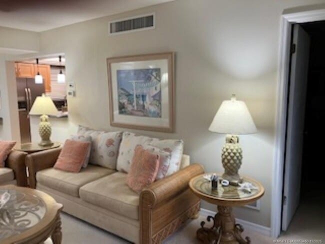 Foto del edificio - 3392 NE Causeway Blvd