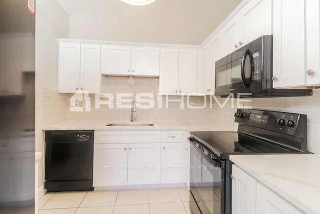Building Photo - 4612 Larner Street