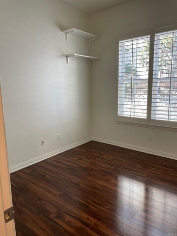 Building Photo - 1298 Mariposa Rd