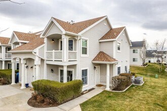 Building Photo - 2485 450 S