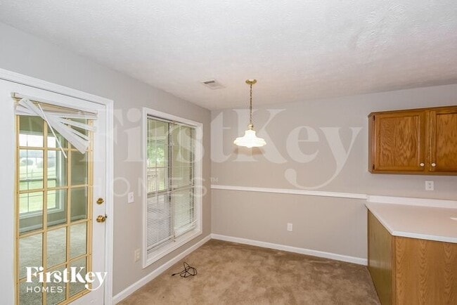 Building Photo - 2720 Ivy Mill Dr