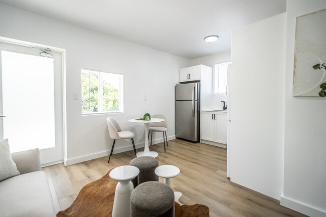 Foto del edificio - 1955 NW 2nd Ct