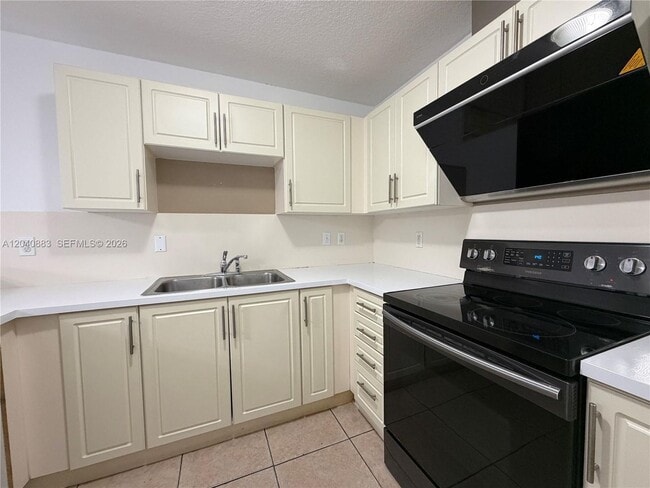 Photo - 7245 NW 173rd Drive 2505 House