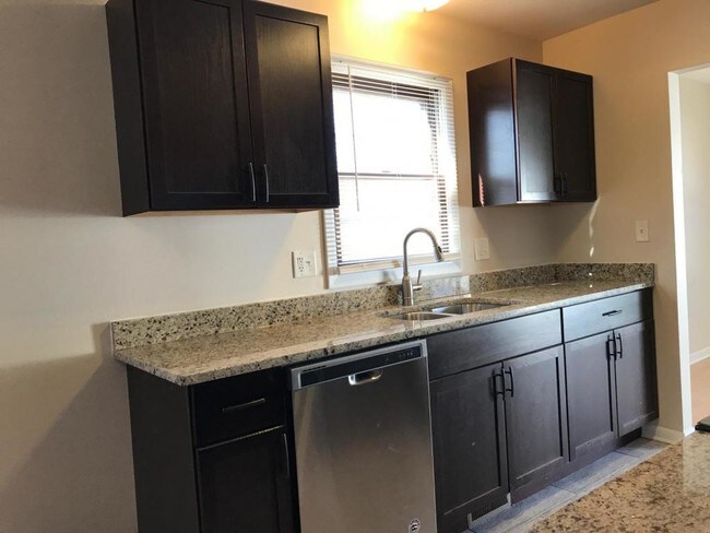 Foto del edificio - 2372 Crescent Ln S