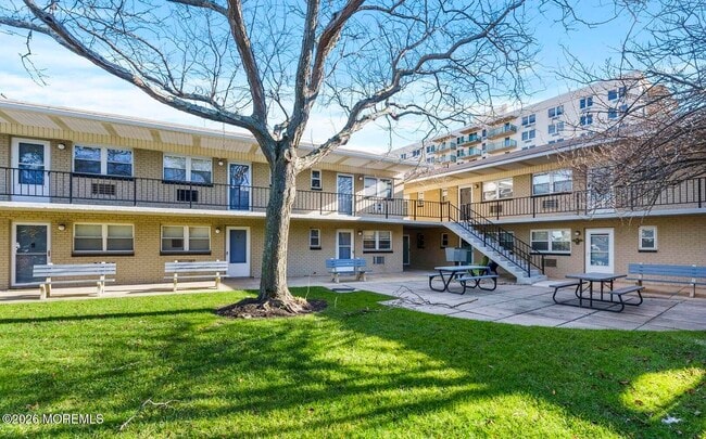 Building Photo - 455 Ocean Blvd