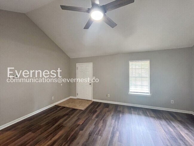Building Photo - 5780 Saranac Ave