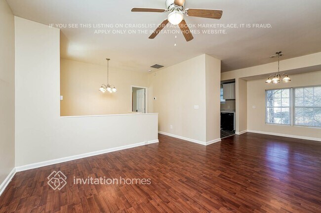 Foto del edificio - 1410 Chelsea Downs Ln NE