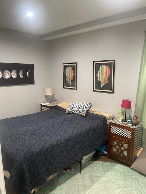 Foto del edificio - 2928 N Hamlin Ave