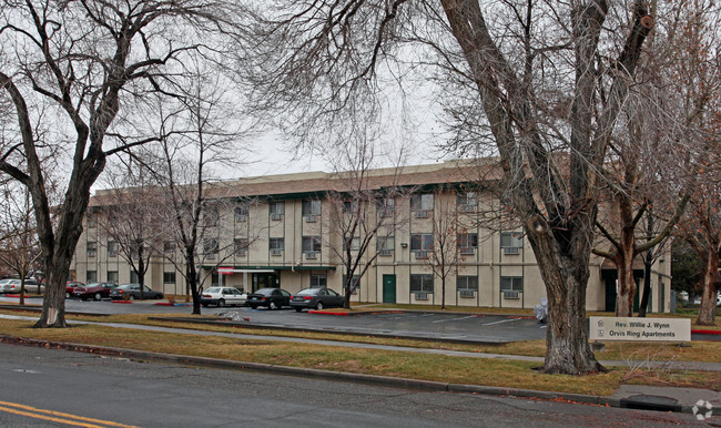 Building Photo - Metropolitan Gardens Apartments