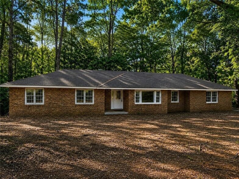 Photo - 203 Oglesby Bridge Road SE Unit