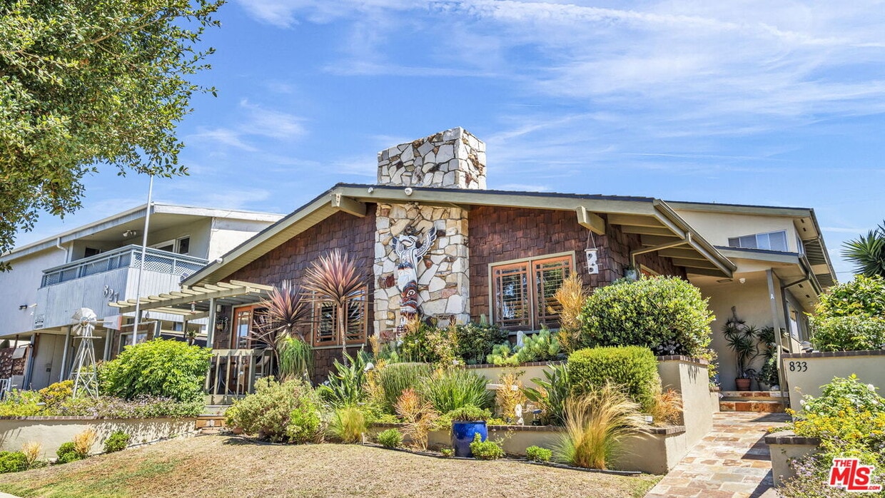 Foto principal - 833 9th St
