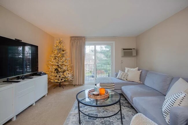 Living Room - 3 Autumn Leaf Dr