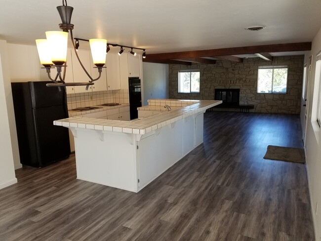 Building Photo - 514 Granite Hill Ct