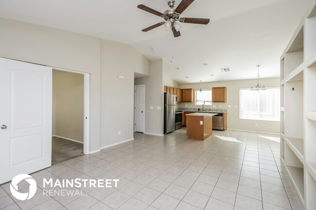 Foto del edificio - 37754 N Sandy Dr