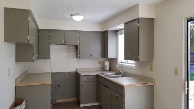 Foto del edificio - 213 NW 7th St