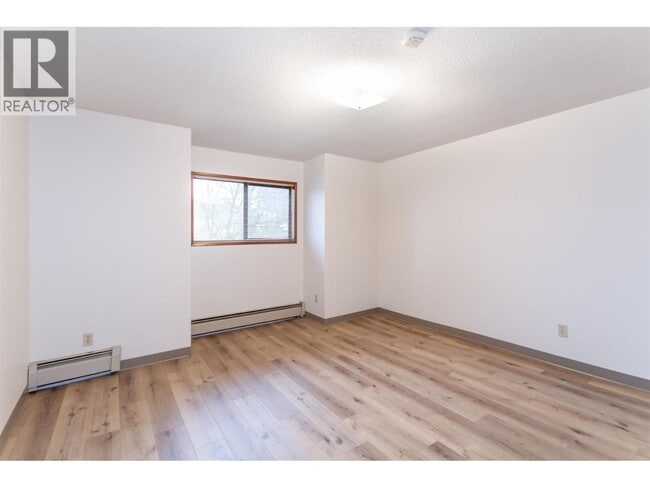 Building Photo - 4958 Sidley St