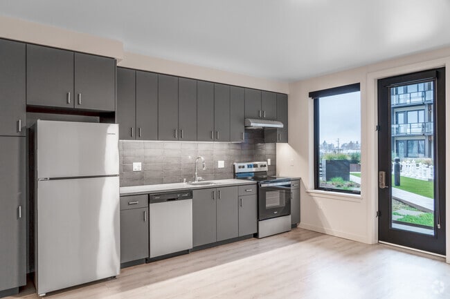 Studio, 1BA, - 625SF - Kitchen - Aria