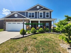 Building Photo - 13381 Crescent Ridge Dr