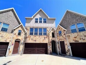 Building Photo - 7100 Lost Star Ct