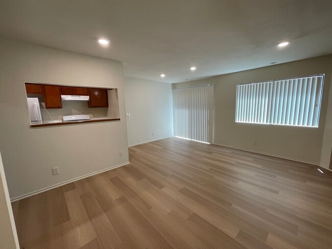 Building Photo - 11748 Courtleigh Dr