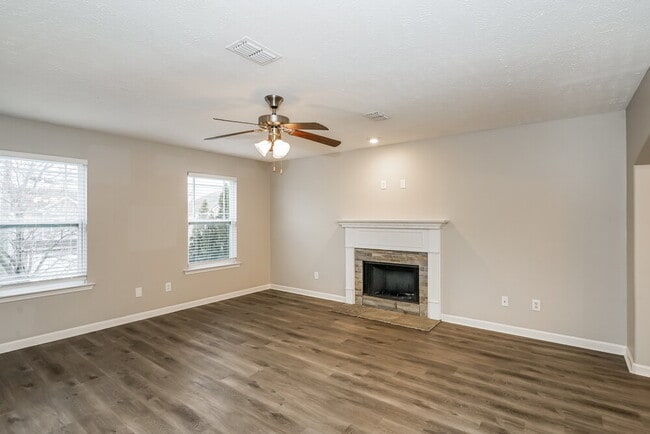 Building Photo - 1732 Elijah Ryan Dr