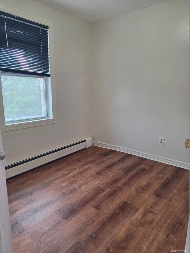 Building Photo - 61-25 75th St