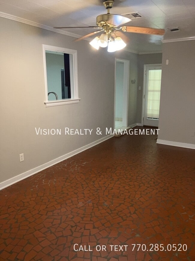 Building Photo - 1074 Rosedale Dr