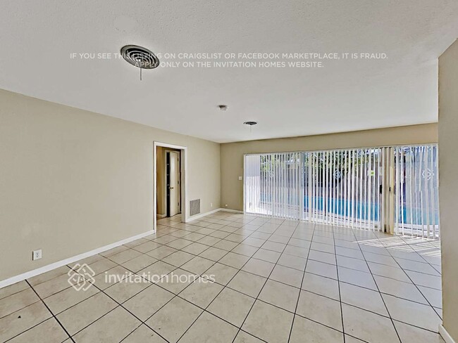 Foto del edificio - 2240 NE 62nd St