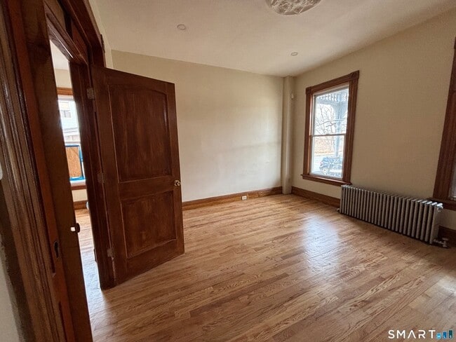 Building Photo - 1231 State St